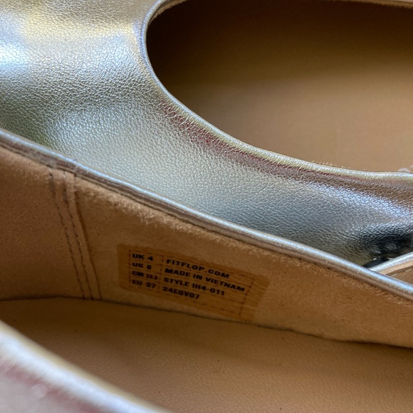 Silver ballet flats from FitFlop, NWOT - Picture 2 of 7